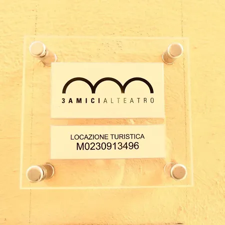 3 Amici Al Teatro *