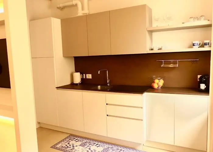 Apartman 3 Amici Al Teatro *