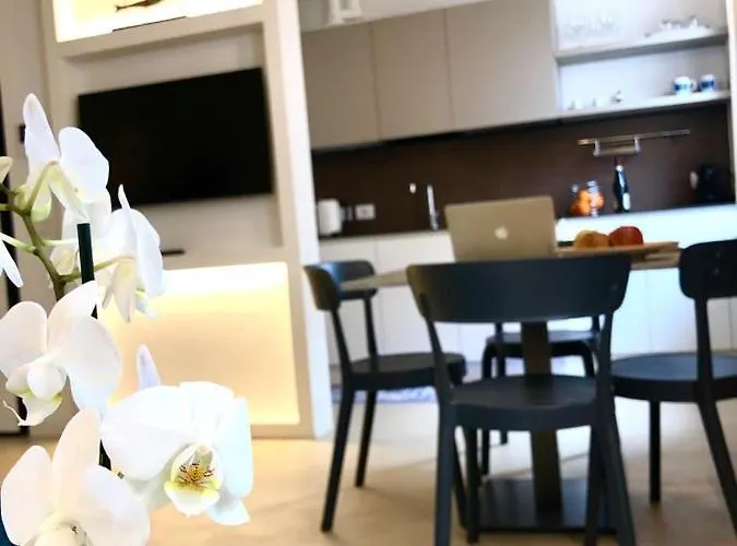 3 Amici Al Teatro * Verona